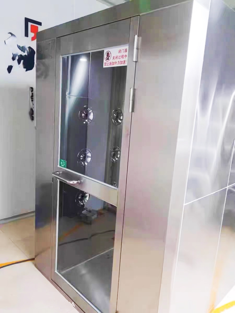 1698495662481582.jpg 不銹鋼風淋室5.jpg